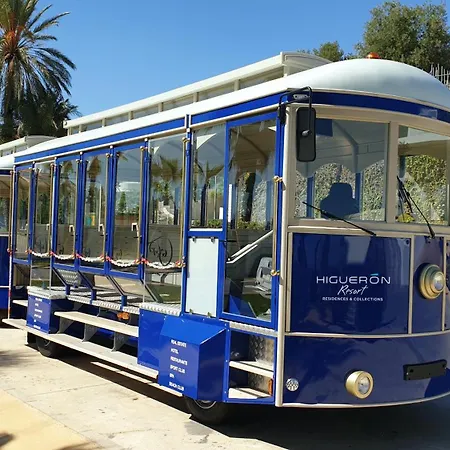 Апартаменти Higueron Maritimo Romar D *